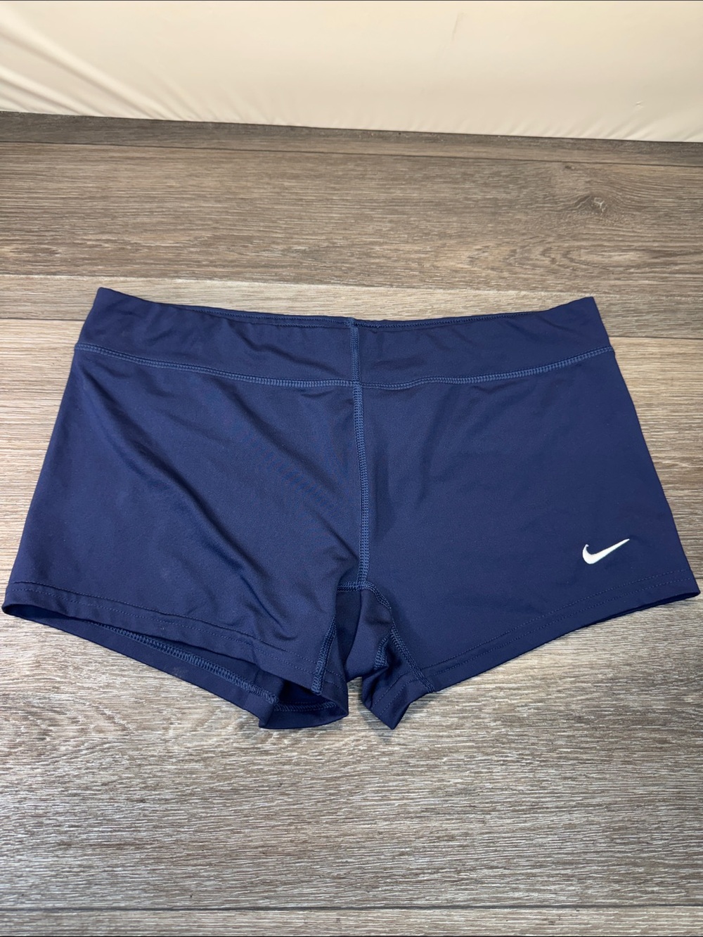 Nike Women’s Navy Bike Shorts large
